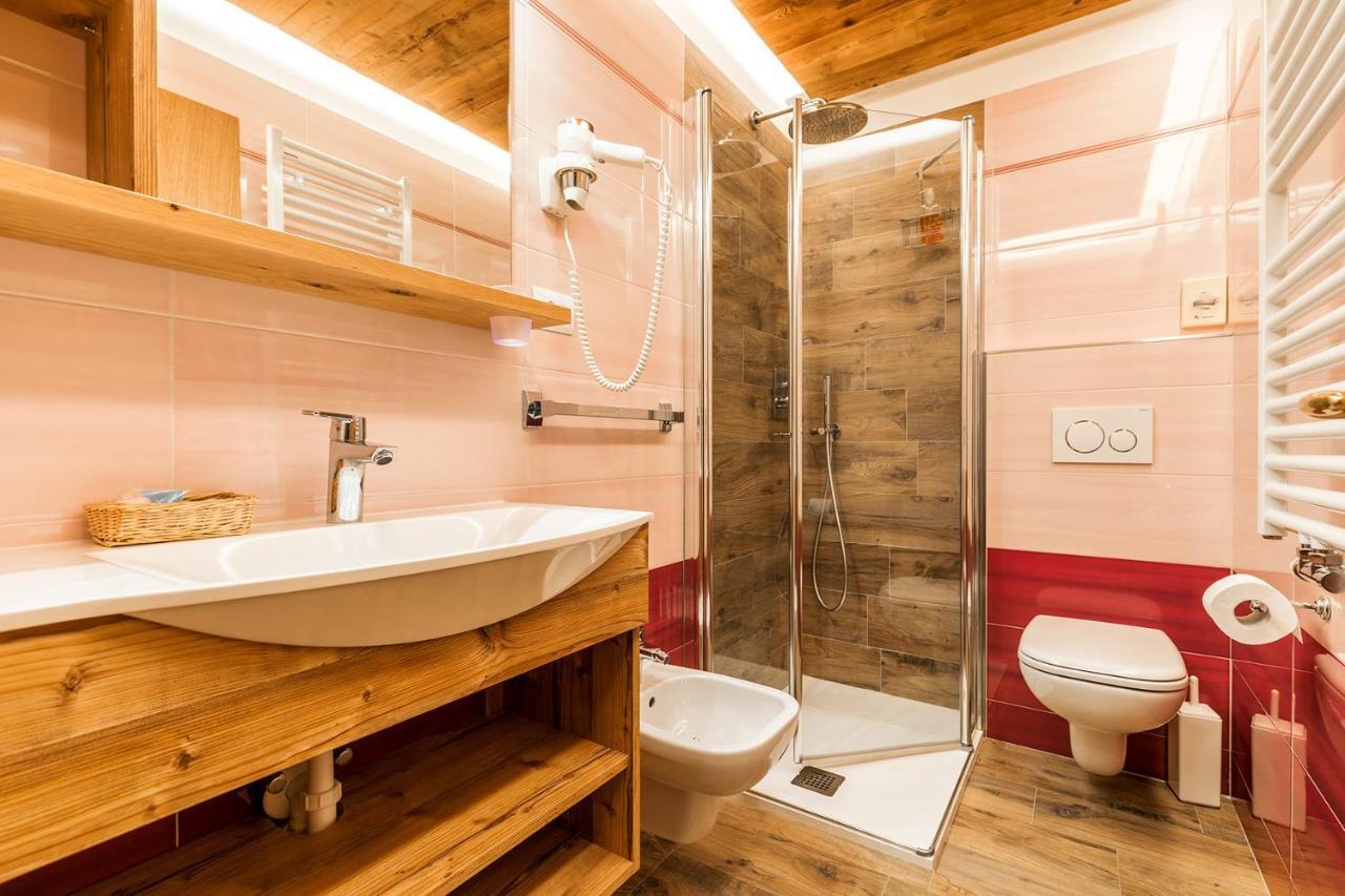 Hotel Aurora Canazei Εξωτερικό φωτογραφία